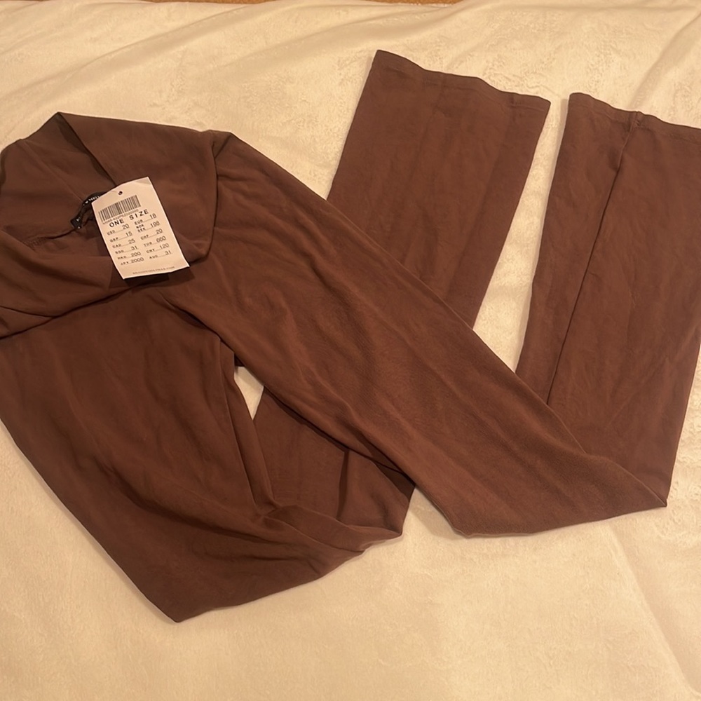 NWT Brandy Melville  Flared Brown legging Y2k Inspired
